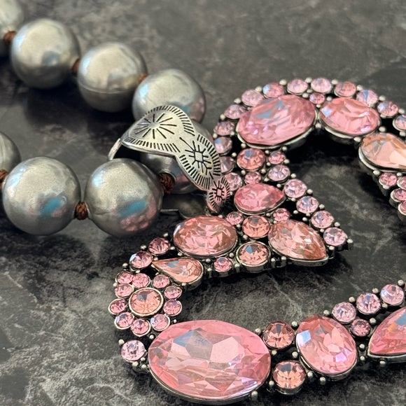 Pink crystal heart necklaces on 12mm Navajo Pearl Style 18” Chain - Picture 5 of 6